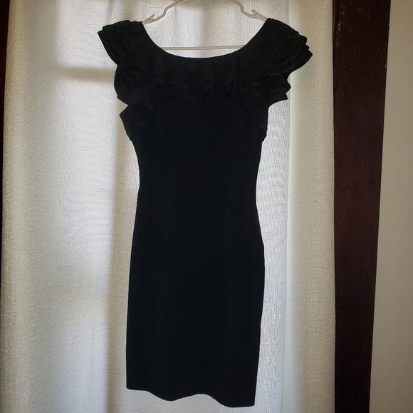 Bebe LBD layered neckline Size Small bodycon dress with slimming design - Picture 1 of 11